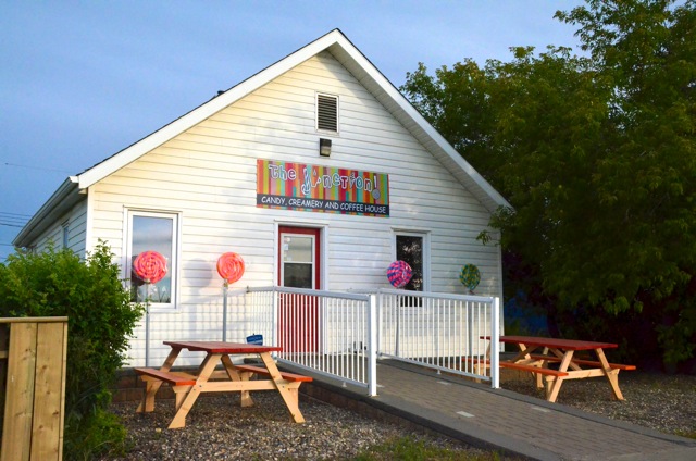 The Junction Candy, Creamery & Coffee House in Grimshaw, Alberta